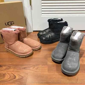 Mini brillo de arco Bailey UGG para mujer, estilo # 1125795-color SFLM, NEGRO-talla 5,6-nuevo sin caja - Imagen 1 de 13