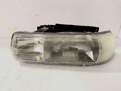 Chevrolet Tahoe 2005 luz principal lámpara de cabeza lado del conductor OEM nublado Foto 1 de 4