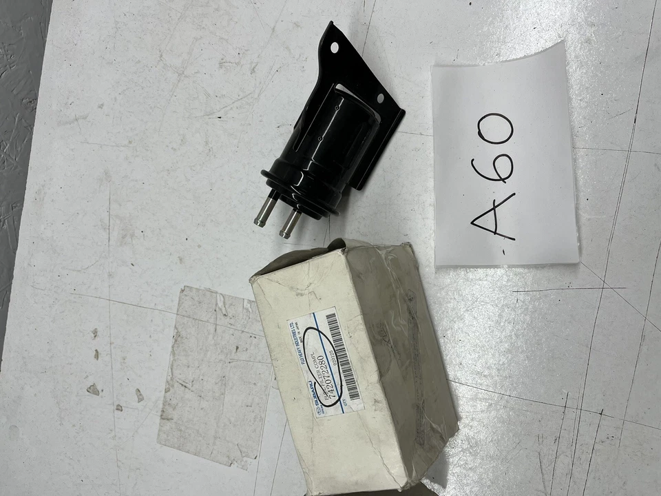 Mahle Fuel Filter KL135 fits Subaru - Genuine Part - OE Matching Fit & Quality - Image 1 of 1