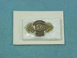 Harley-Davidson 2005 Ladies Pin - Foto 1 di 1