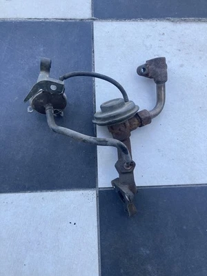 Toyota Pickup 22RE EGR 1986 válvula OEM JAPÓN USADO Foto 1 de 4