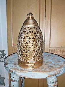 ANTIKE LATERNE MIT GOLDFINISH CUTWORK HANDGEFERTIGT IN INDIEN - FAIRTRADE - Bild 1 von 14