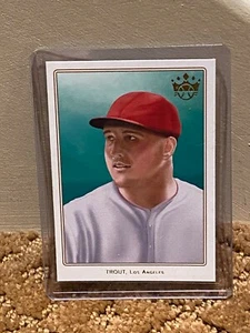 2020 Panini Diamond Kings DK 206 #DK17 - MIKE TROUT - Los Angeles Angels - Picture 1 of 2