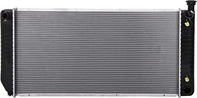 Radiator For 1997 1998 1999 GMC K2500 Suburban Foto 1 de 4