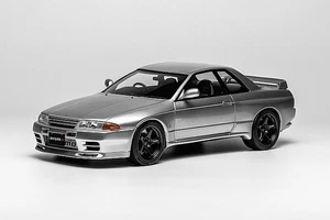 MOTORHELIX MH027SR 1/18 Nissan Skyline GT-R R32 Customized Version Silver - Picture 1 of 10