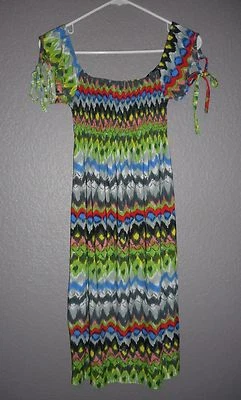 Vestido TUBO Christina Love Multicolor Manga Corta Estilo Campesino-Talla Pequeña Foto 1 de 4