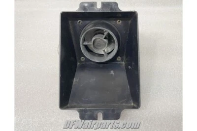 Vintage McDonnell Douglas DC-10 Passenger Reading Light, L-20502-1 - Image 1 of 2