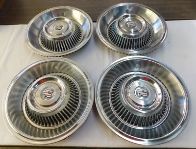 OEM 1963 1964 Cadillac Wheel Covers Hub Caps Set 15" Coupe Deville Fleetwood - Imagem 1 de 4