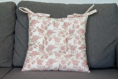 Square Chair Cushion with Ties — Dusty Rose Vine - Image 1 of 4