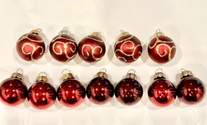 SET 12 BURGUNDY GLASS CHRISTMAS FEATHER TREE  ORNAMENTS - Picture 1 of 4