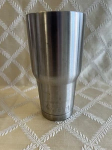 Yeti Rambler 30oz Stainless Steel Tumbler NO LID - Picture 1 of 3