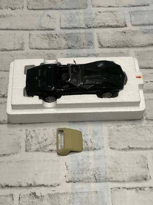 Chevy Corvette Danbury 1968 convertible verde británico 1:24 en muy buena condición hecho en China Foto 1 de 4