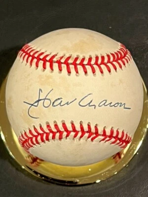 Hank Aaron Hand Signed Baseball Milwaukee Atlanta Braves - Image 1 of 4