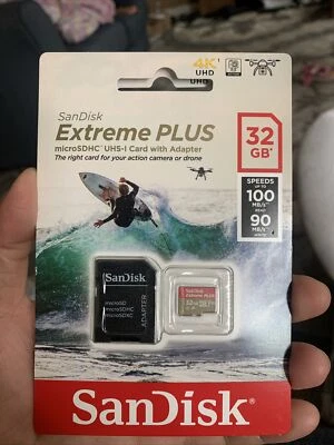 SanDisk Extreme Plus 32 GB microSDHC UHS-1 with adapter memory card 100 MB/s - Image 1 of 2