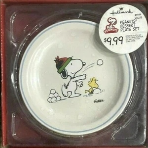 Snoopy Woodstock Set of 4 Dessert Plates Winter Scenes Hallmark Vintage NIP - Picture 1 of 2
