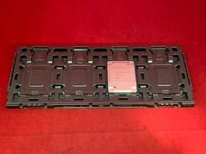 Processore CPU Intel Xeon Platinum 8280 2,7 GHz 38,5 MB 28C FCLGA-3647 SRF9P **** - Foto 1 di 3