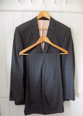 TRAJE PARA HOMBRE CONEXIÓN FRANCESA GRIS CUADROS FINOS MEZCLA LANA 44"R PECHO 38"W 31.5" PIERNA Foto 1 de 4
