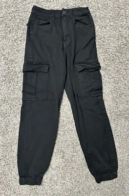 Pantalones cargo Forever 21 para mujer con bolsillos elásticos al tobillo negros talla XS Foto 1 de 4