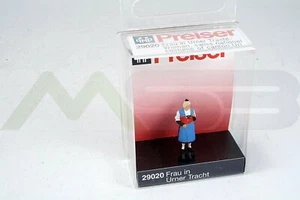 Traje de mujer Preiser 29020 en urna escala H0 nuevo - Imagen 1 de 1