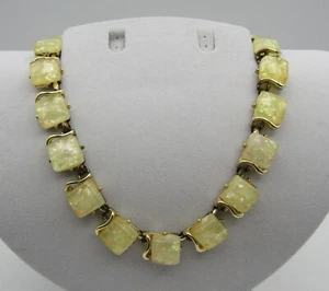 VINTAGE CORO CONFETTI THERMOSET YELLOW LUCITE NECKLACE (Adjustable length) - Picture 1 of 6