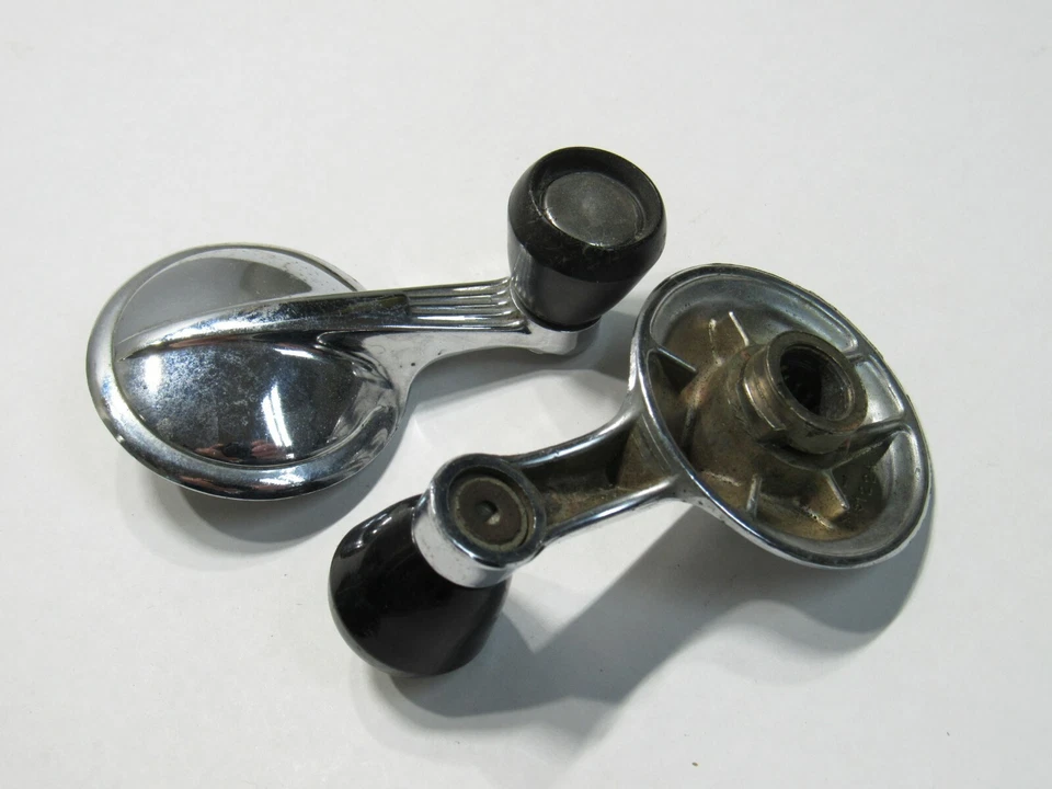 (2) PACKARD Door Window Cranks Rollers Handles Off a 1950 Foto 1 de 4