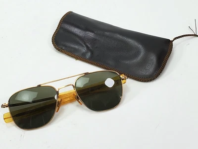 60s American Optical Original Military Issue Pilot Sunglasses 12K GF Frame Case - Image 1 of 4