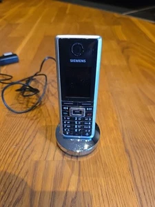 Siemens Gigaset SL565 – DECT Telefon mit Basisstation & Ladestation, edel,... - Bild 1 von 6