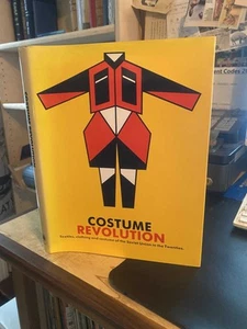 Costume Revolution: Textiles, clothing & costume of the Soviet Union in the 20s - Picture 1 of 1