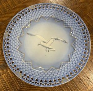 BING & GRONDAHL The Seagull Anniversary Plate 1978 Blue Gold Pierced Rim Denmark - Picture 1 of 4