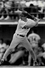 Mike Pagliarulo San Diego Padres bats 1980s Baseball Old Photo