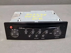 Autoradio CD - Renault Modus de 2008 à déc. 2012 - 281152503R - Livré sans code - Picture 1 of 4