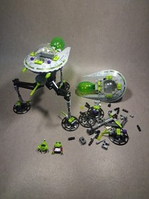 Lego Alien Conquest 7051 Tripod Invader  And Part Of 7051 Incomplete w/manual🔥
