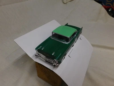 NEW AMT 1/25 SCALE 1957 CHEVROLET BELAIR IN GREEN   PROMO MODEL - Image 1 of 4