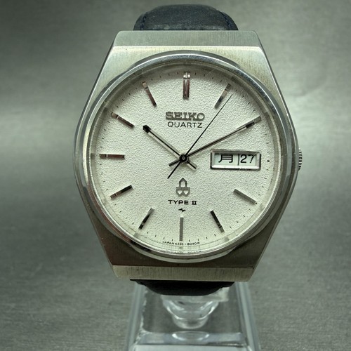 Seiko Titanium Watch Men 36mm gray Dial Two Tone Daydate  display picture 1