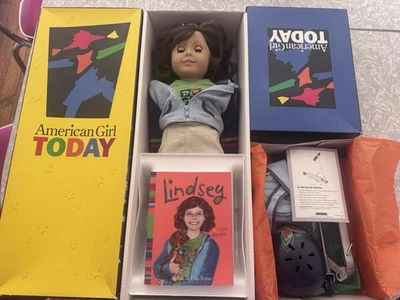 American Girl Today 2001 Lindsey Bergman Doll Book Accessories and Box retired - Image 1 of 4
