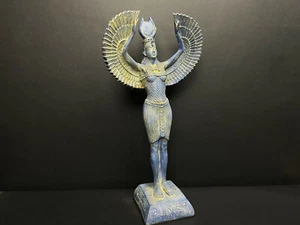 Egipcia ISIS diosa de la curación y la magia de pie con alas de protección - Imagen 1 de 7