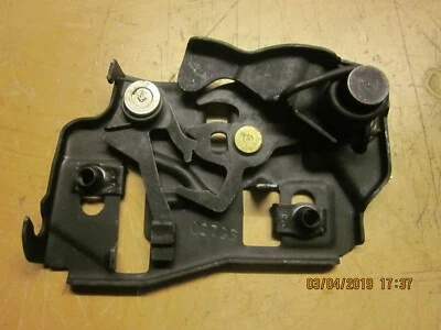 CAVALIER 1985-91 - GRAND AM - CUTLASS PLUS PESTILLO CAPÓ NOS Foto 1 de 3