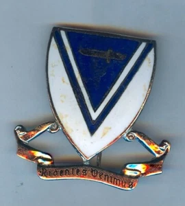 Cresta de la Unidad del Ejército / Insignia de Unidad Distintiva (DUI) - 33d INFANTERÍA (PIN BACK) - Imagen 1 de 2