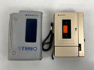 Vintage SANYO TRC-1500 Stereo Cassette Player Walkman Gold - Picture 1 of 16