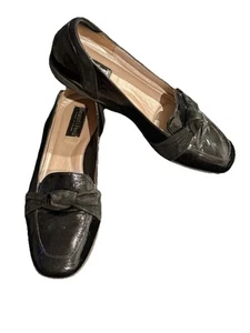 BeautiFeel Patent Leather Black Bow Loafers Size 8 (39) - Picture 1 of 11