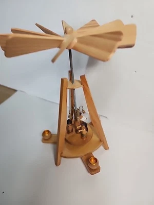 Sm 复古德国木质音乐天使金字塔 3 蜡烛缺失 1 乐器单层 — 第 1/4 张图片