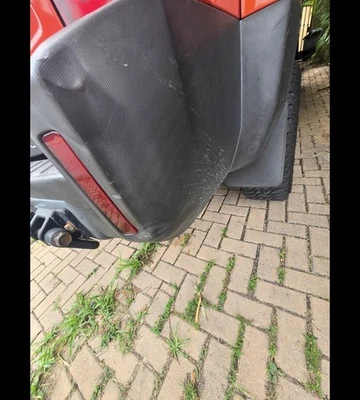 Cubierta trasera lado pasajero Hummer H3t Foto 1 de 2