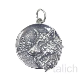 Shiny Solid 925 Sterling Silver Forest Wolf Round Pendant Unique Cool Gift - Picture 1 of 8