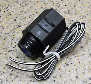 Rain Bird Solenoide Valvola 24 V B60599 208588-01 DV DV DVF JTV ASVF DAS CP CP CPF - Foto 1 di 4
