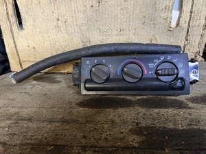 1999-2004 CHEVY/GMC S10 BLAZER A/C CLIMATE CONTROL REAR DEFROST OEM 1999-2004 - Picture 1 of 24