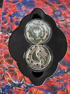 🐉2020 2 x 1 oz Germania Bestias Fafnir Plata Dorada con Cristales - De Colección de 100 - Imagen 1 de 8