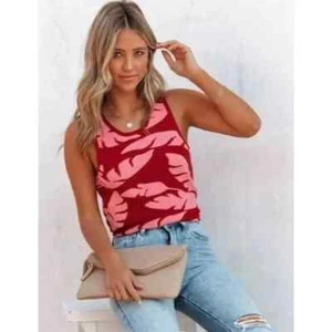 dee elly Knit Shell tank top Coral Pink Palm Leaves Tropical Sz S NWT - Picture 1 of 8