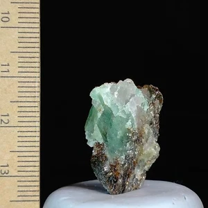 Beryl var Emerald crystal in Biotite Mica Schist natural mineral specimen 22.1ct - Bild 1 von 7