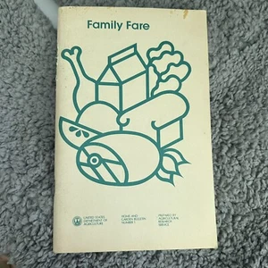 Vintage 1977 Family Fare Cookbook - Imagen 1 de 3
