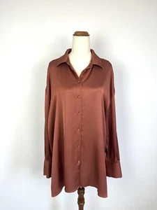 NEW Decjuba Demi Oversized Top L Bronze Satin Long Sleeve Button Up Formal Event - Bild 1 von 13